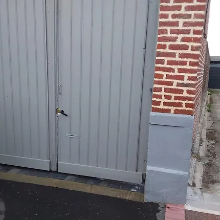 Discrete 2 A 3 Pers * Camphin-en-Carembault
