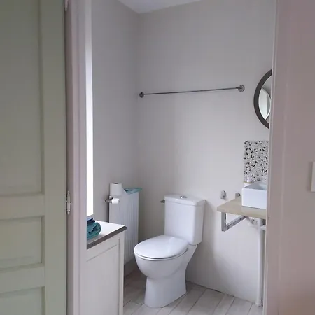 Discrete 2 A 3 Pers * Camphin-en-Carembault